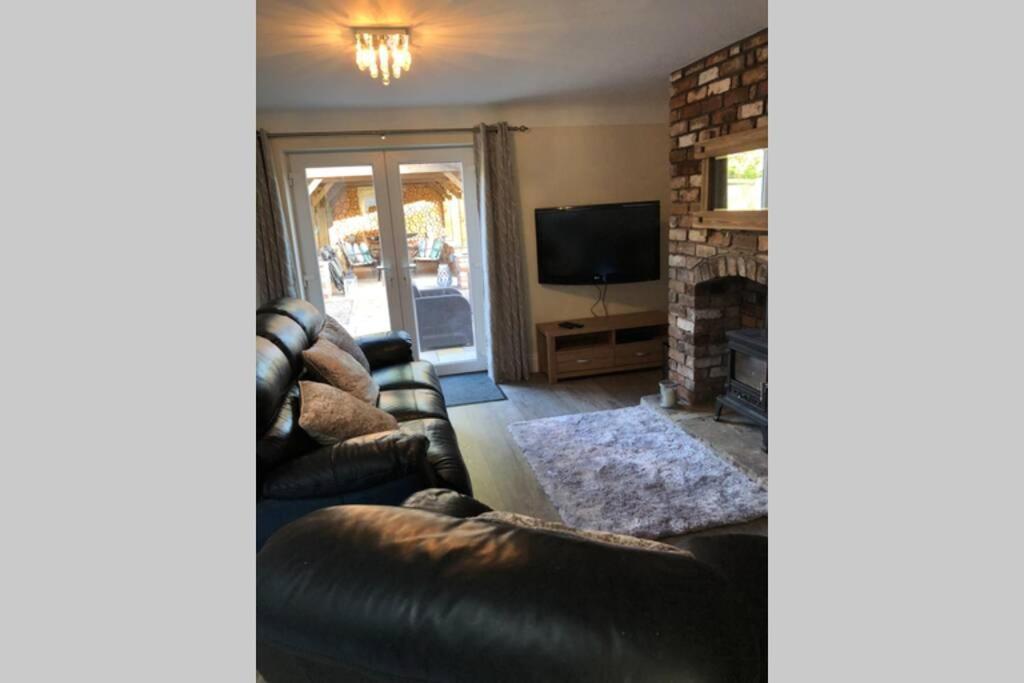 Dove Nest Cottage Blackpool ลิธึม เซนต์ แอนน์ส ภายนอก รูปภาพ